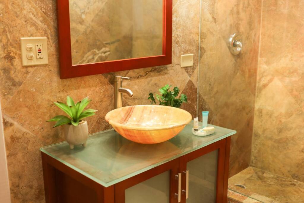 Sailfish Villa Luxury Beachfront Estate Magens Bay Cruz Bay المظهر الخارجي الصورة